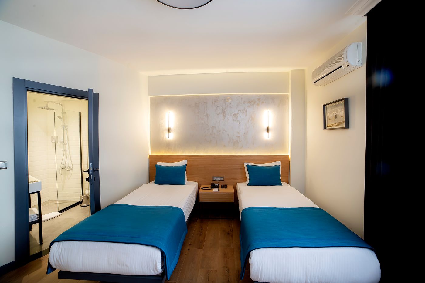 Barin-Hotel-Room-26
