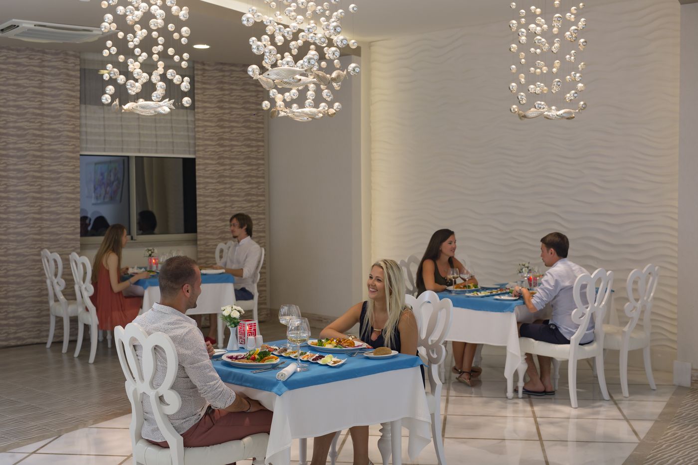 Royal-Alhambra-Palace-Restaurant-48