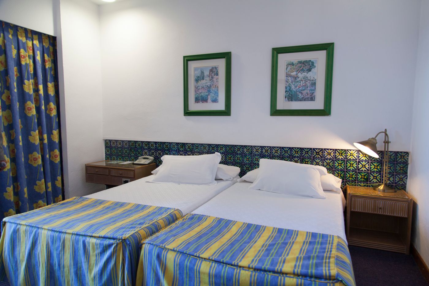 Smy-Puerto-de-la-Cruz-Room-27