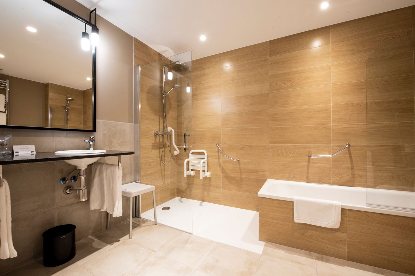 Avenida-Spain-A CORUÑA-Room-7