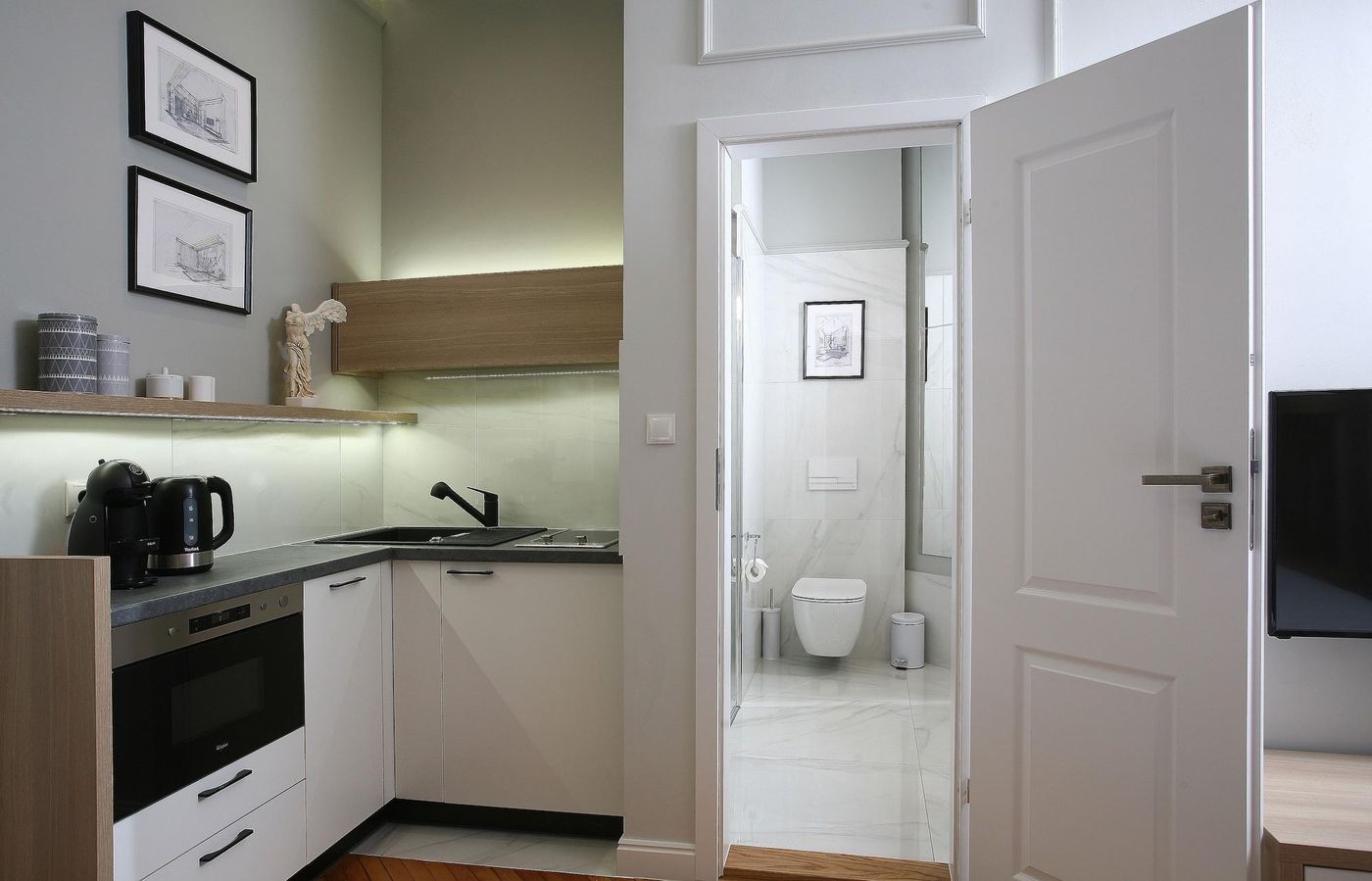 Arts-Apartments-Room-45