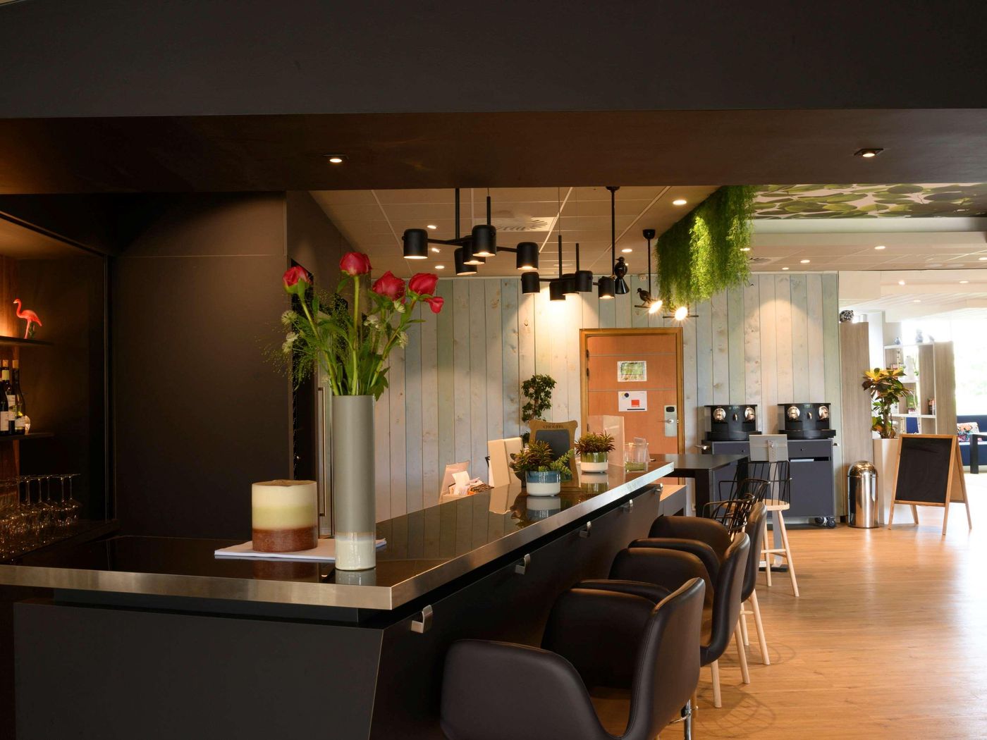 Novotel-Paris-Creteil-Le-Lac-Bar-20