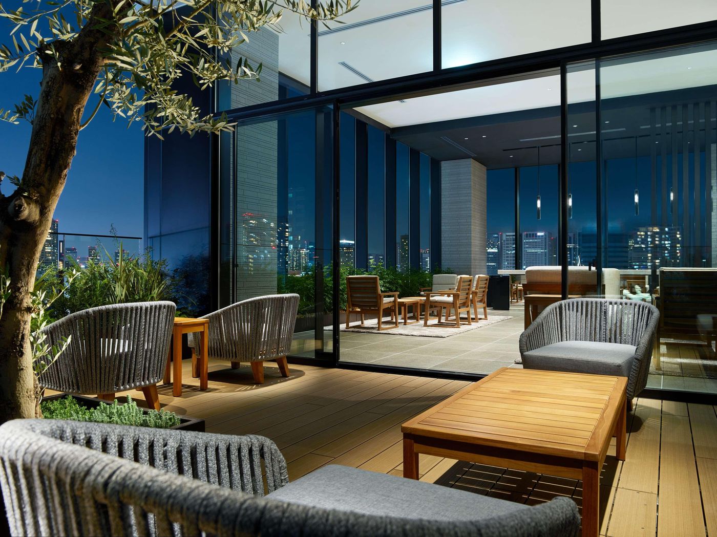 Mitsui Garden Hotel Gotanda-Japan-Tokyo-Lobby-6