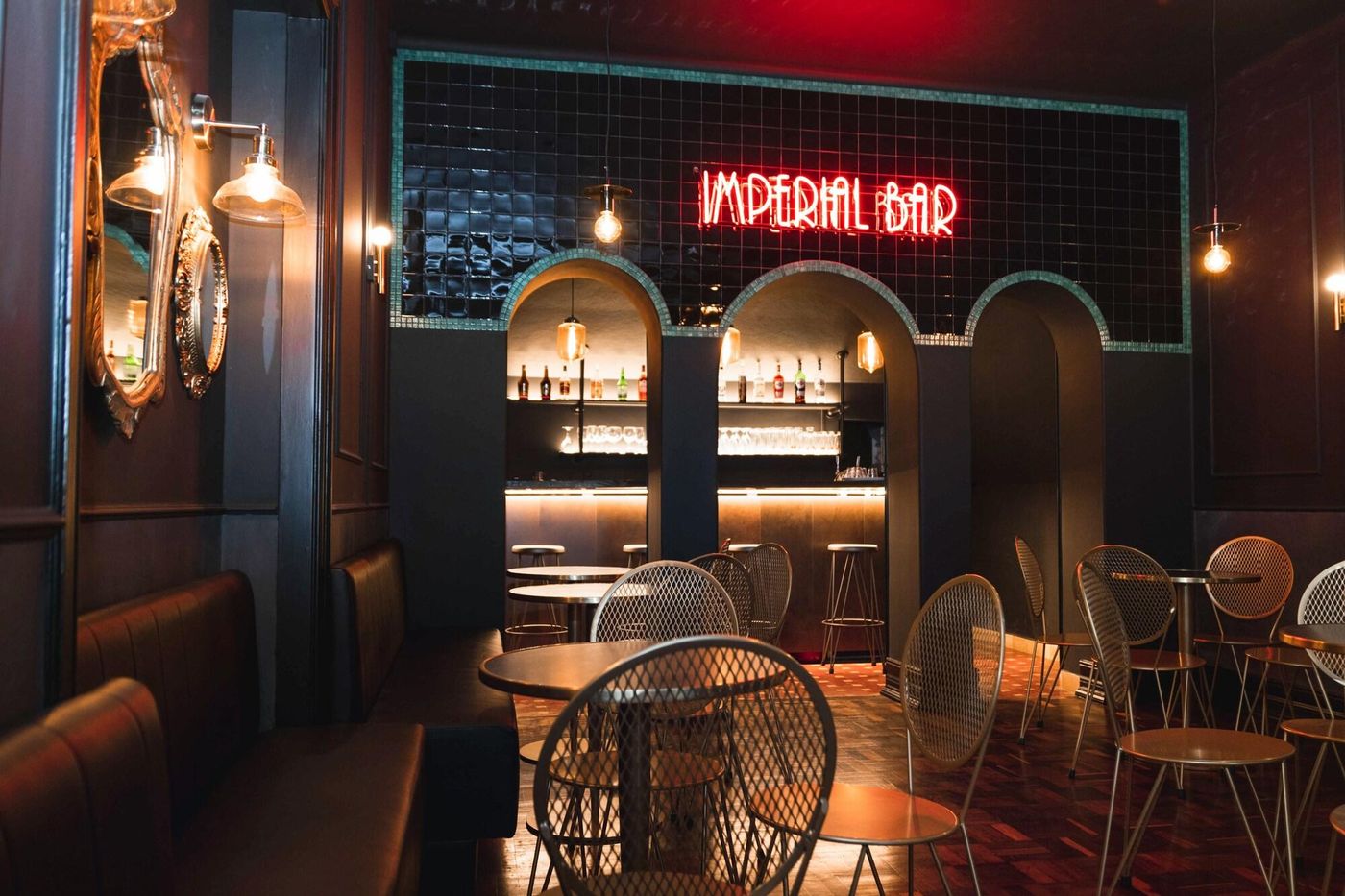 Sant-Jordi-Hostels-Lisbon-Bar-11