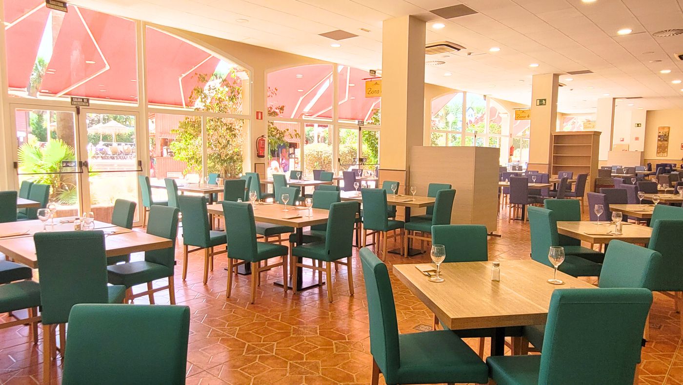 Ohtels-La-Hacienda-Restaurant-35