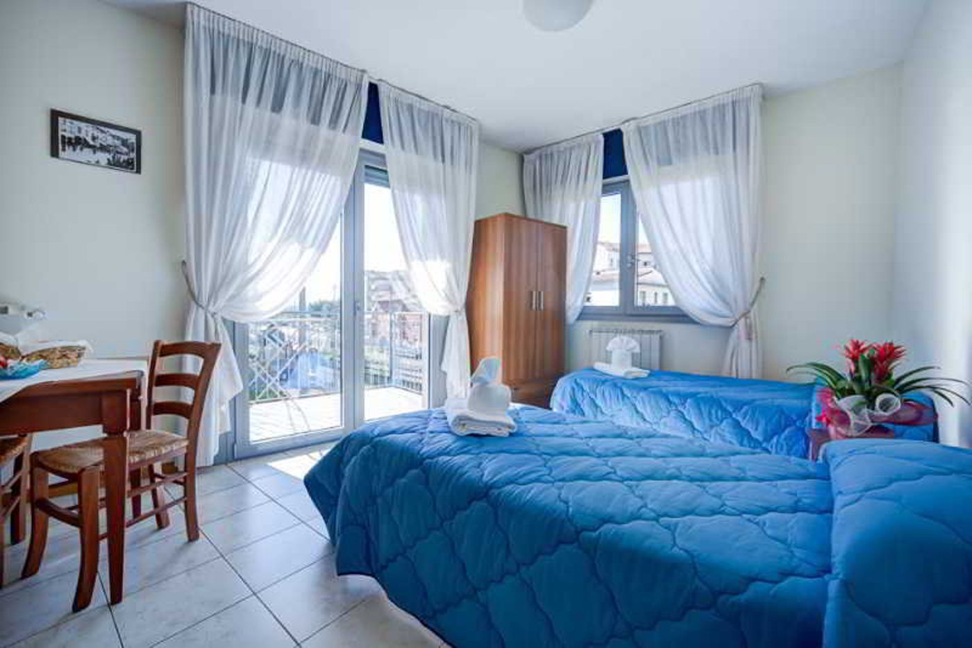 Aparthotel-Le-Corniole-Room-10