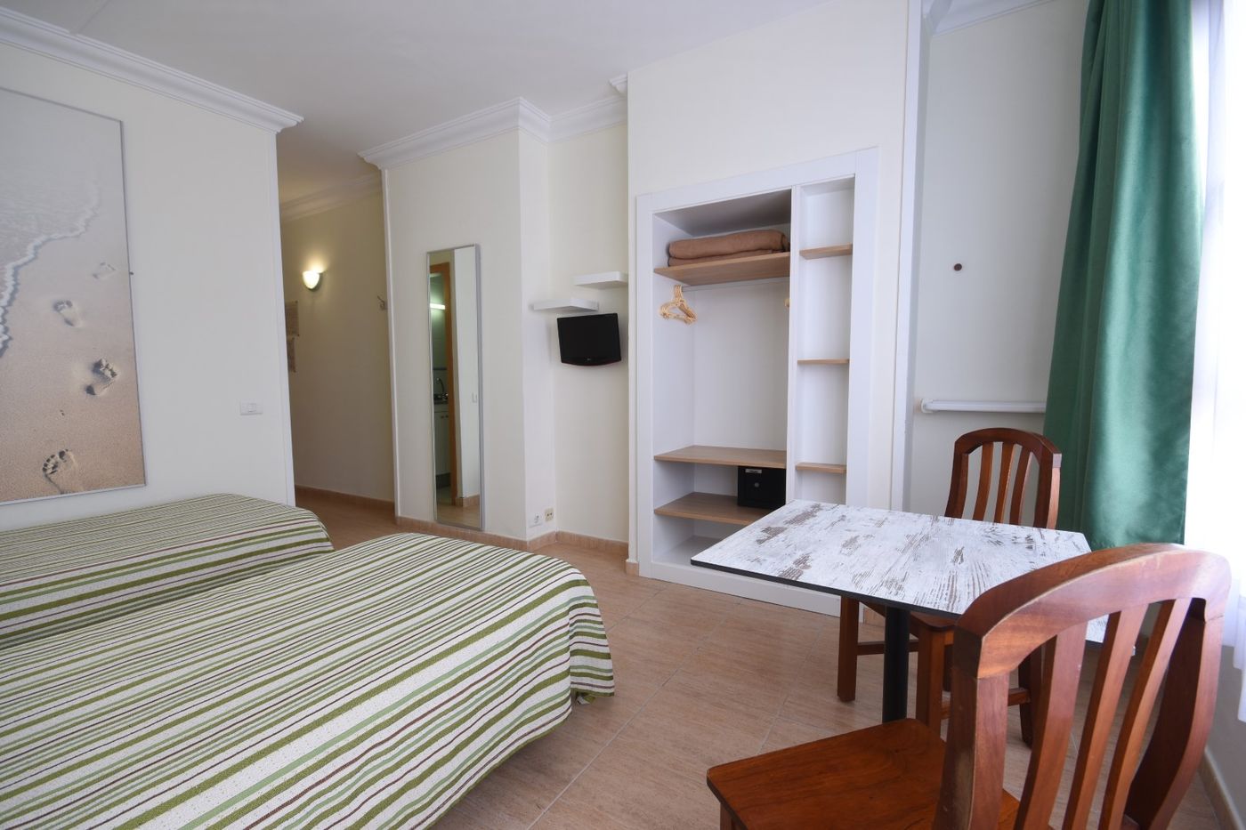 Tinoca-Apartments-Room-7