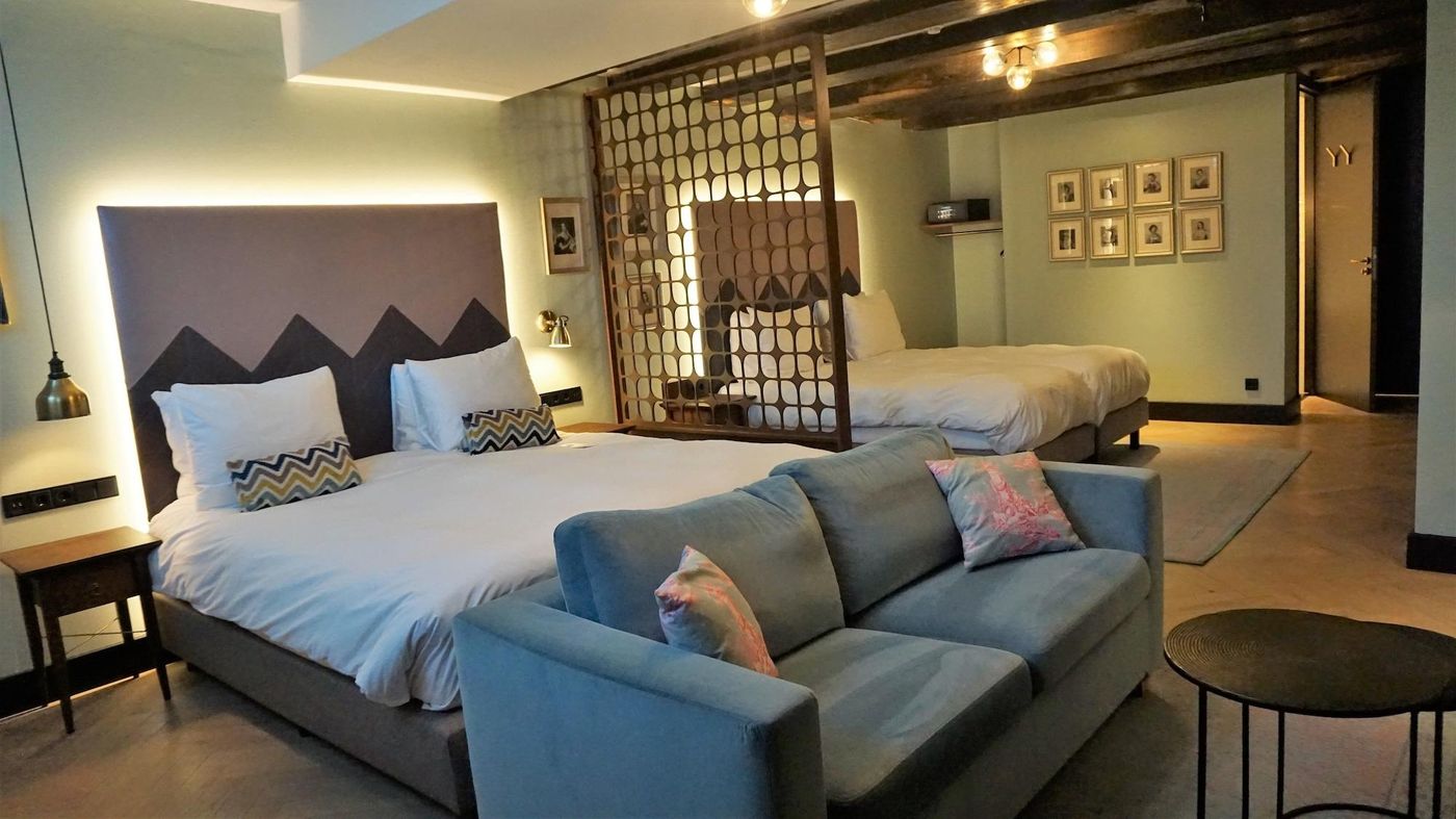 The-Hendrick-S-Hotel-Room-50