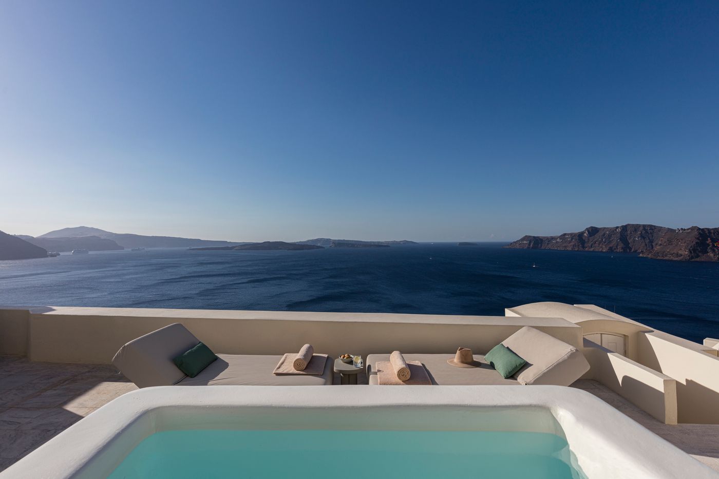 Canaves-Oia-Suites---Adults-Only-Room-63