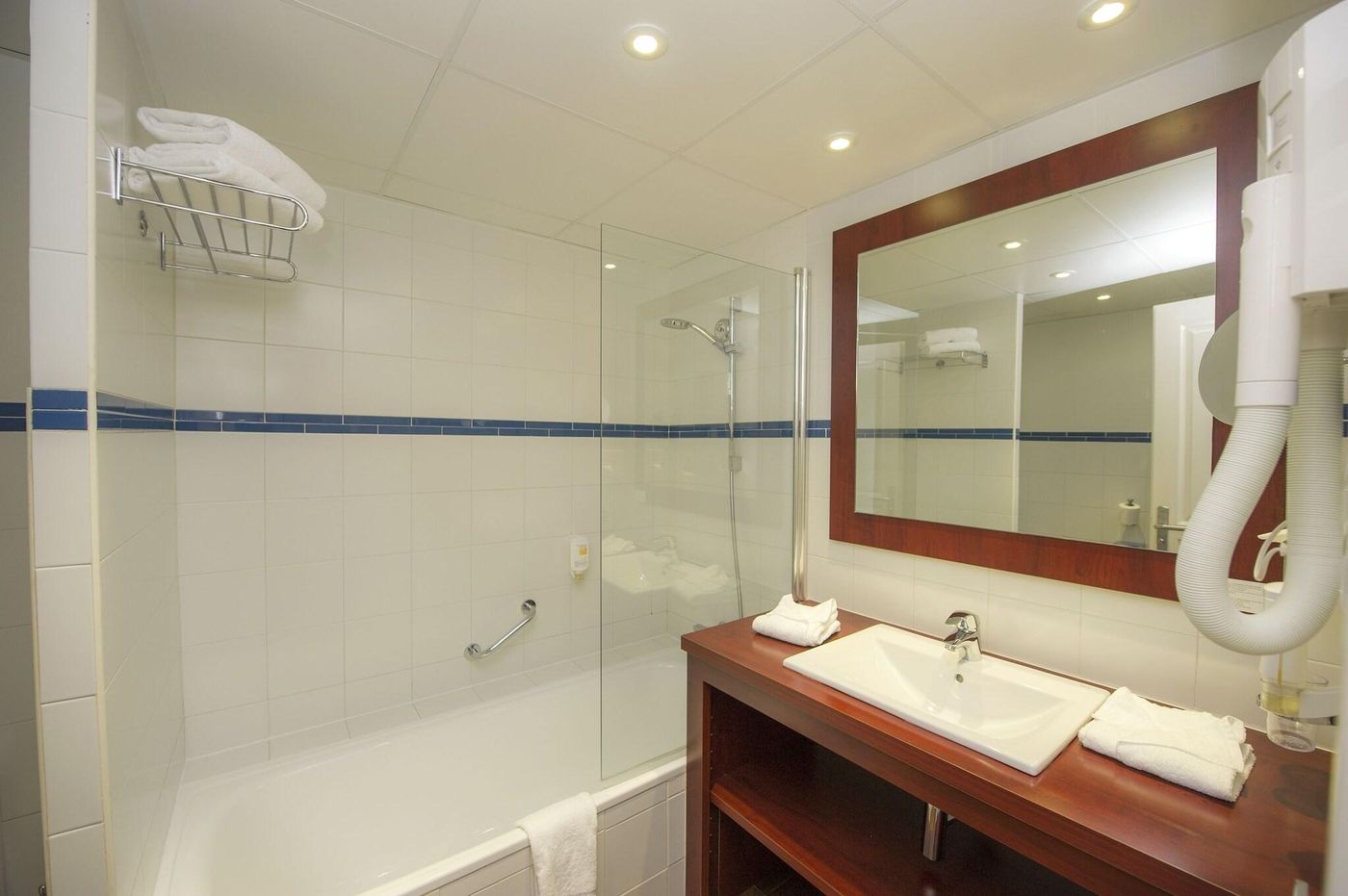 Les-Jardins-de-Sainte-Maxime-Room-21