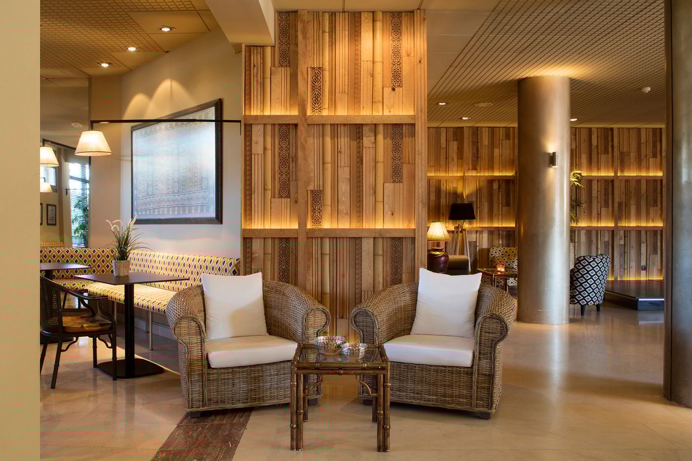 Bondia-Luna-Park-Lobby-29