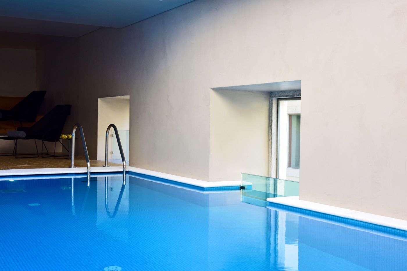 Pousada-De-Lisboa-Pool-57