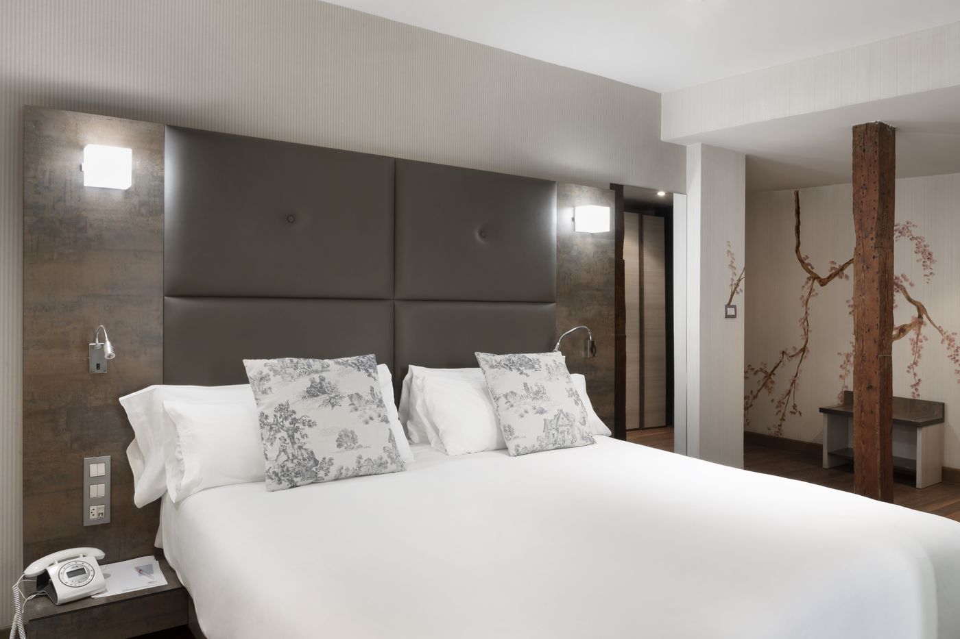 Petit-Palace-Posada-del-Peine-Room-21