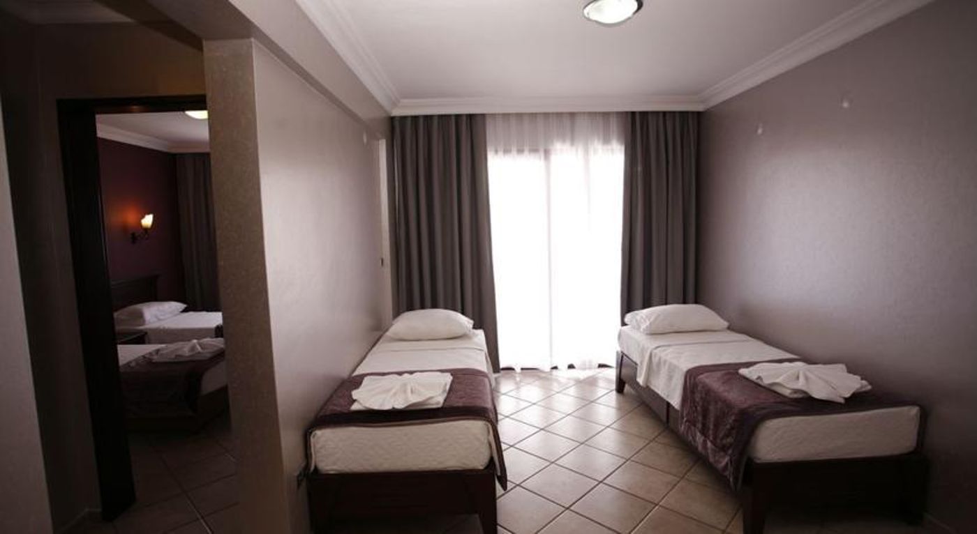 Club Viva Hotel and Apartments