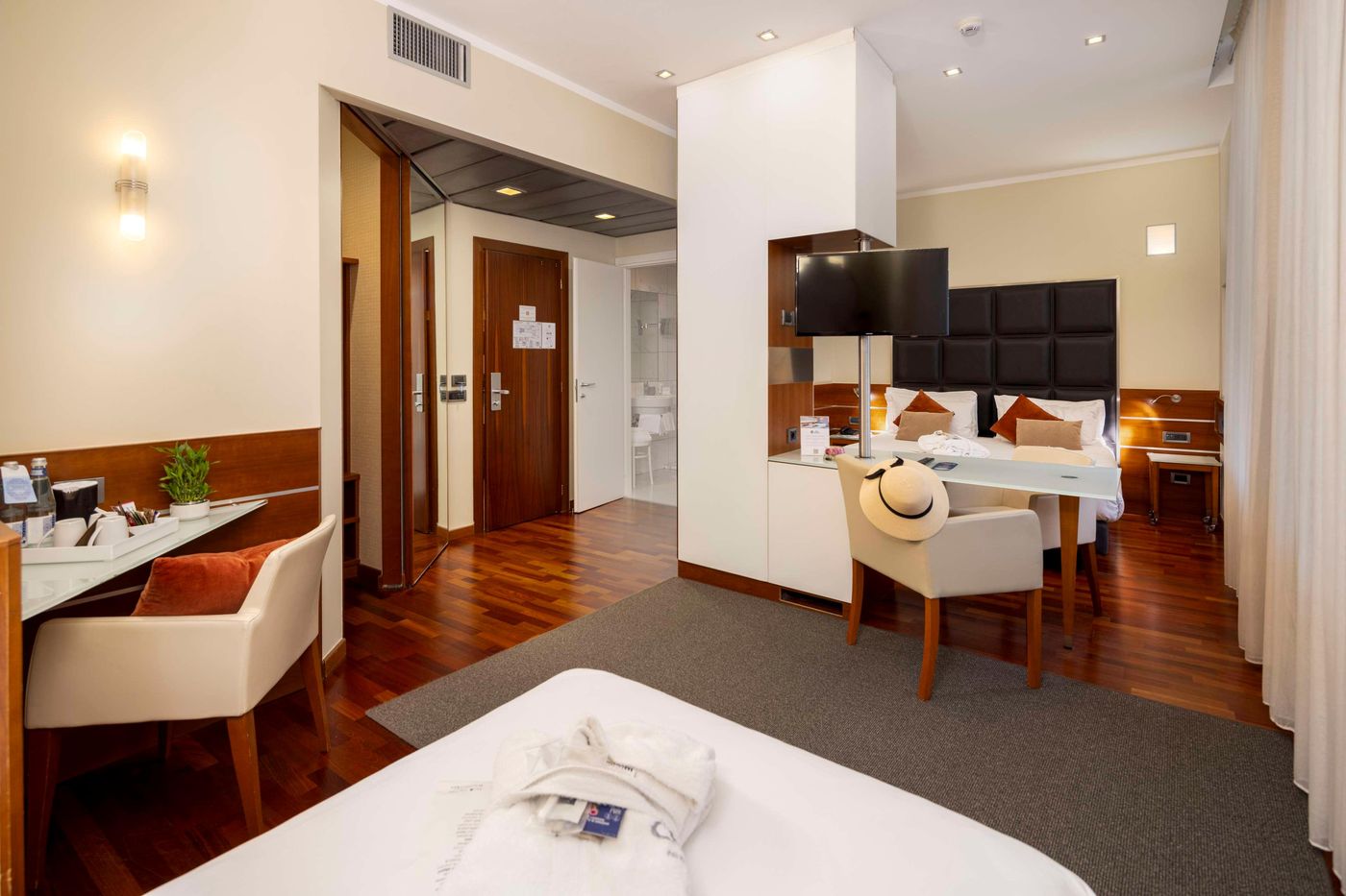 Best-Western-Hotel-Madison-Room-8