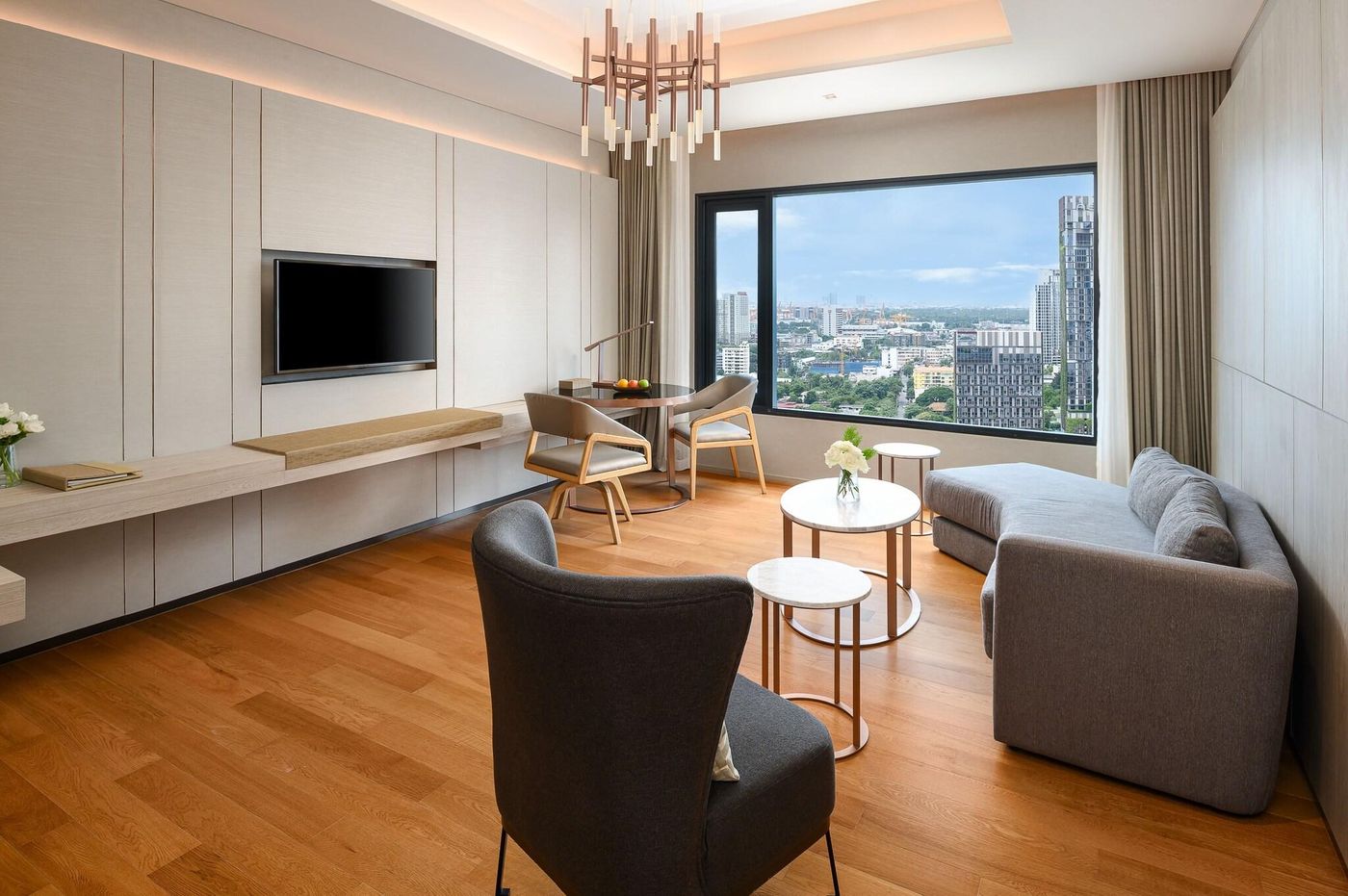 Hotel-Nikko-Bangkok-Room-11