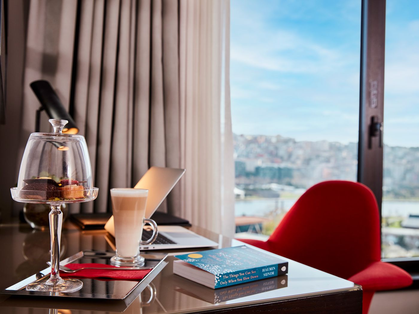 Movenpick-Hotel-Istanbul-Golden-Horn-Room-20