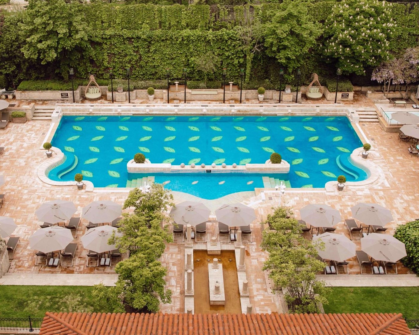 Grand-Hyatt-Istanbul-Pool-60