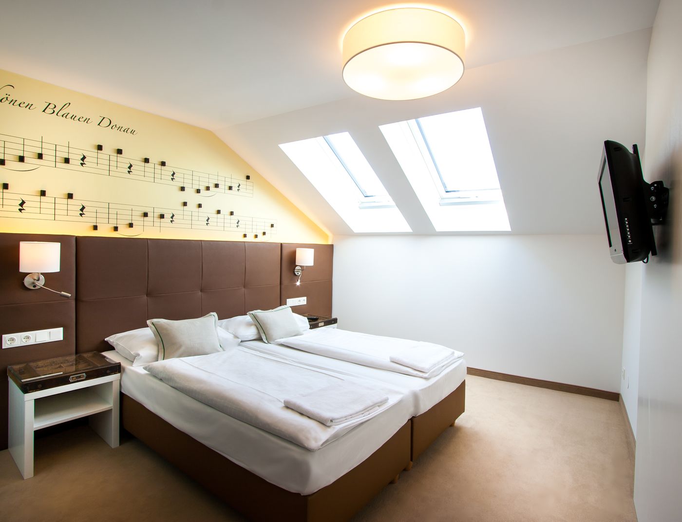 Donauwalzer - Austria - VIENNA - Room - 14