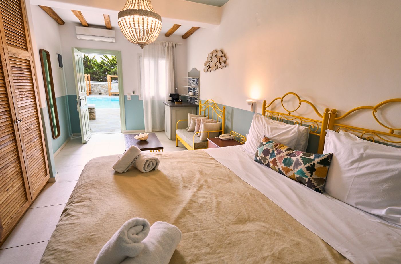 Bellissimo-Resort-Room-23