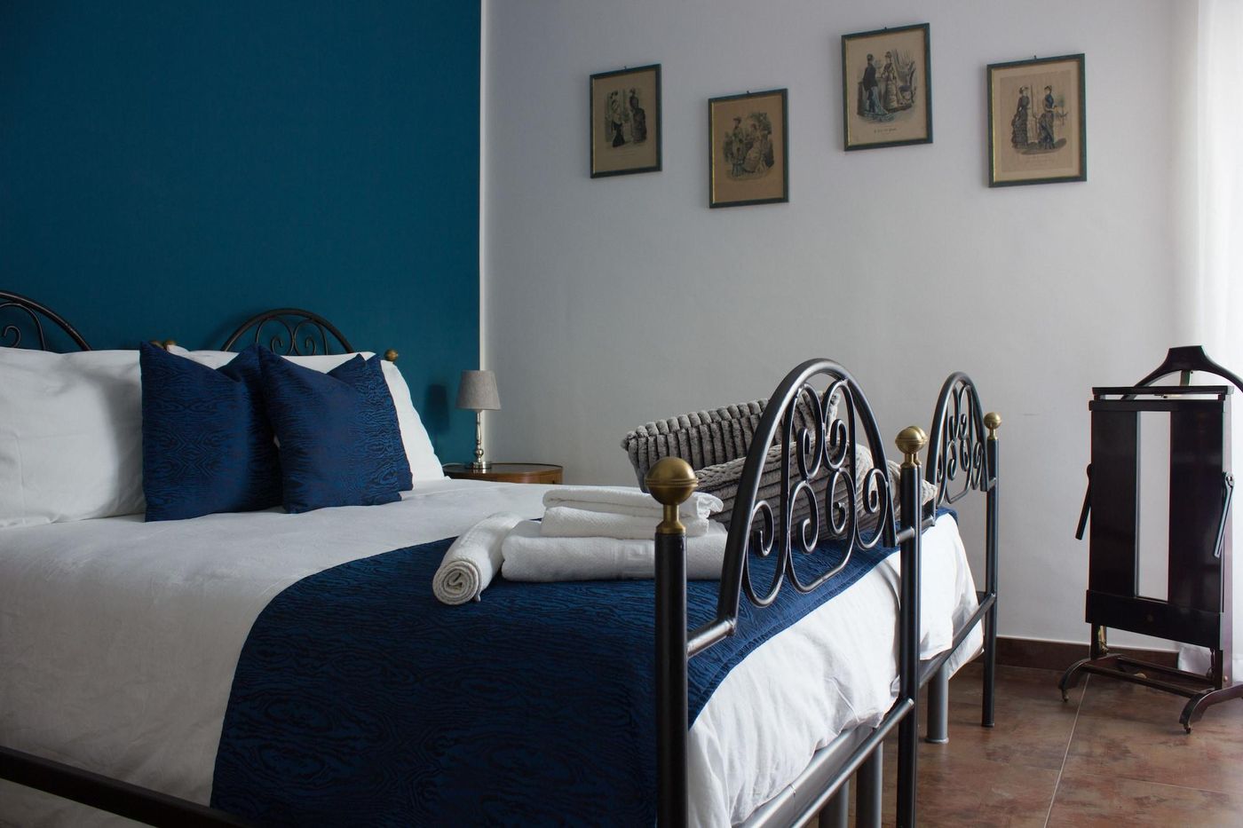 City-View-Pescara-Room-6