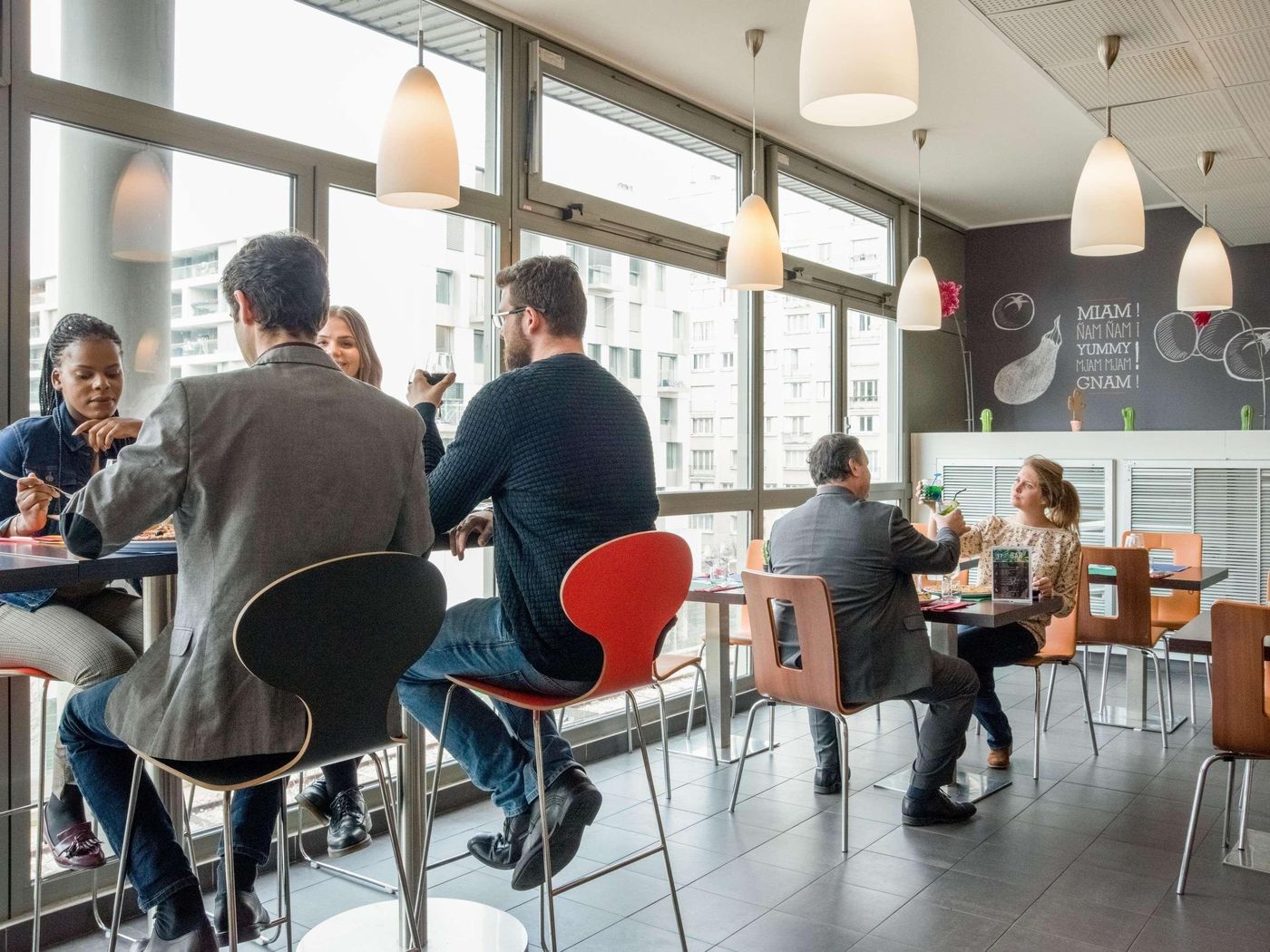 ibis-Paris-17-Clichy-Batignolles-Restaurant-17