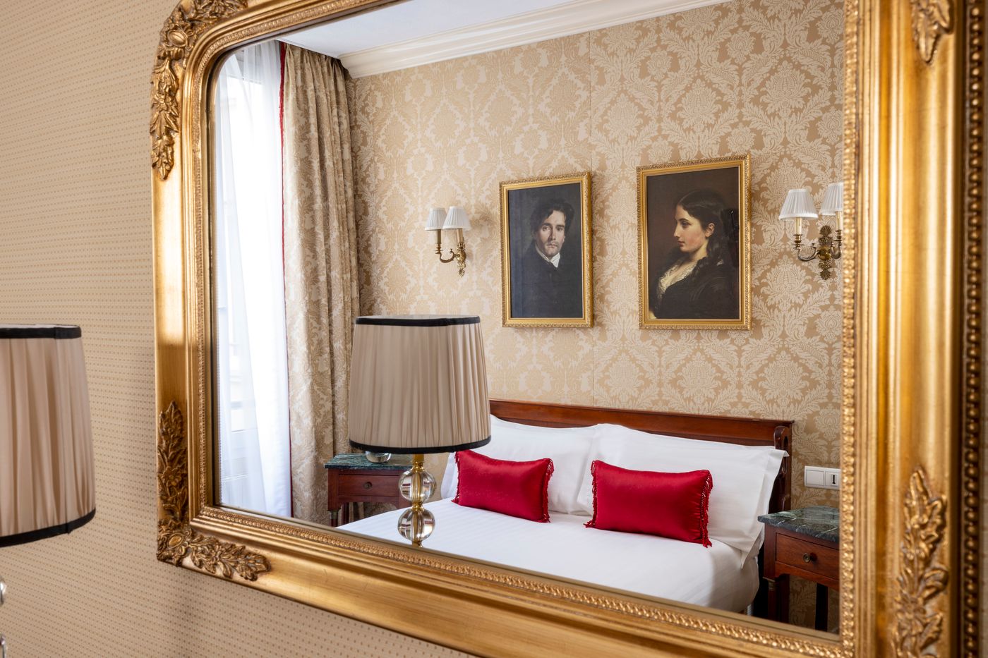 Hotel-De-Seine-Room-30