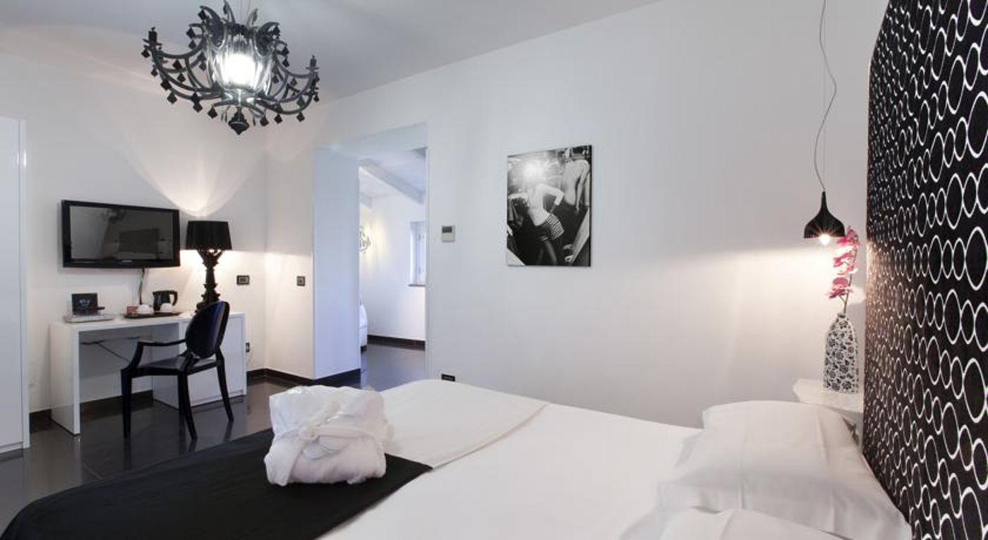 Palazzo Abagnale Guest House