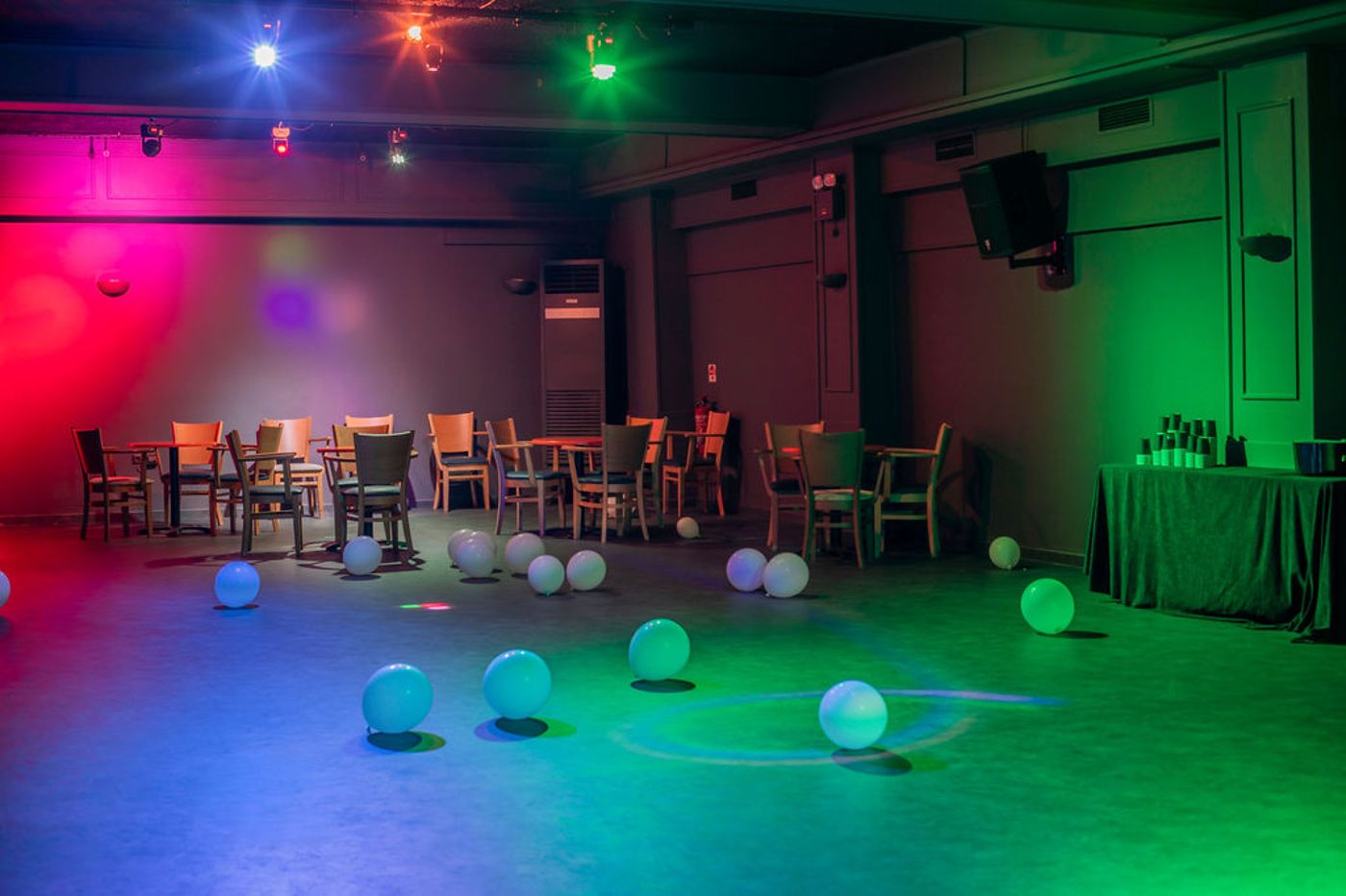 Golden-Coast-Hotel-and-Bungalows-Sports-and-Entertainment-49