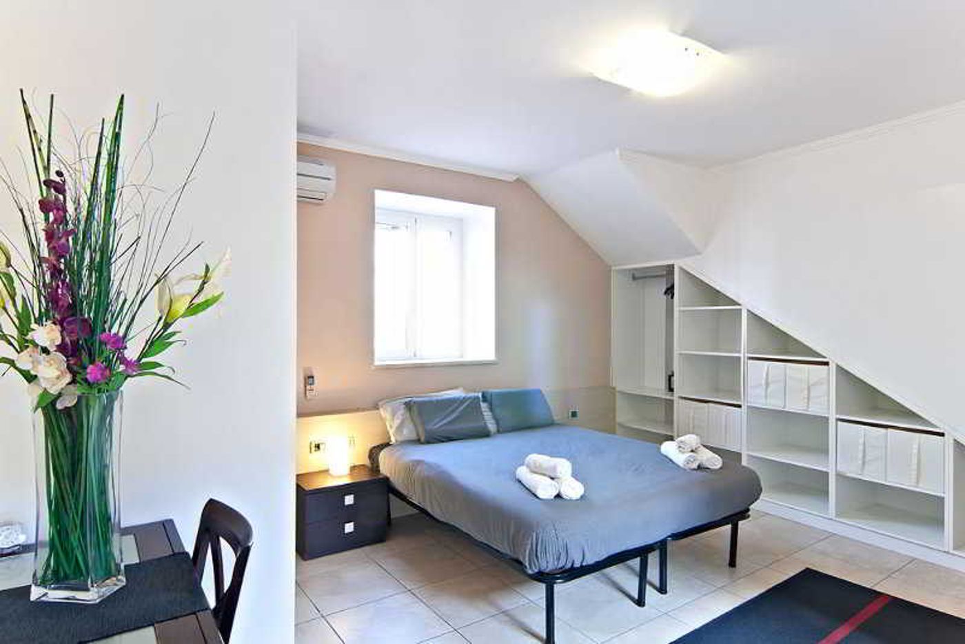 Aurelia-Vatican-Apartments-Room-47