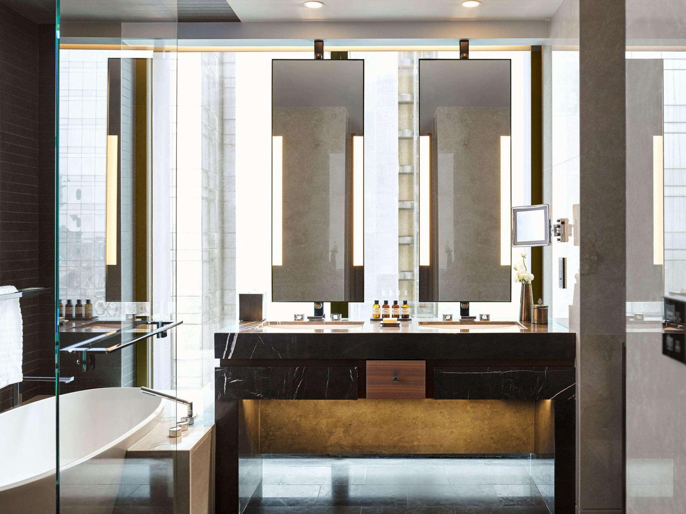 Fairmont-Quasar-Istanbul-Room-48