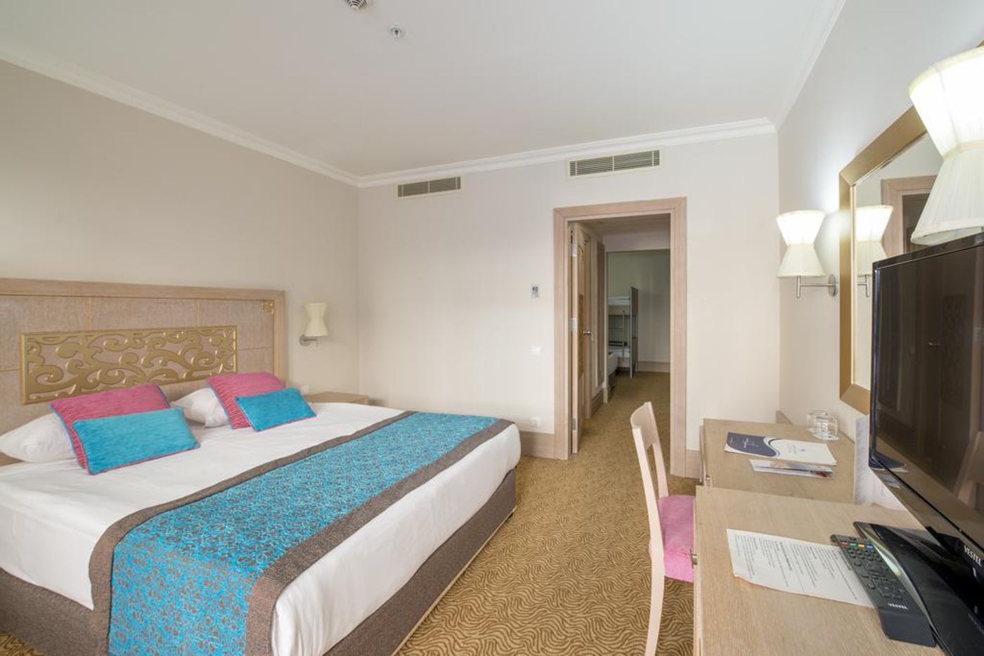 Crystal-Family-Resort-Room-24