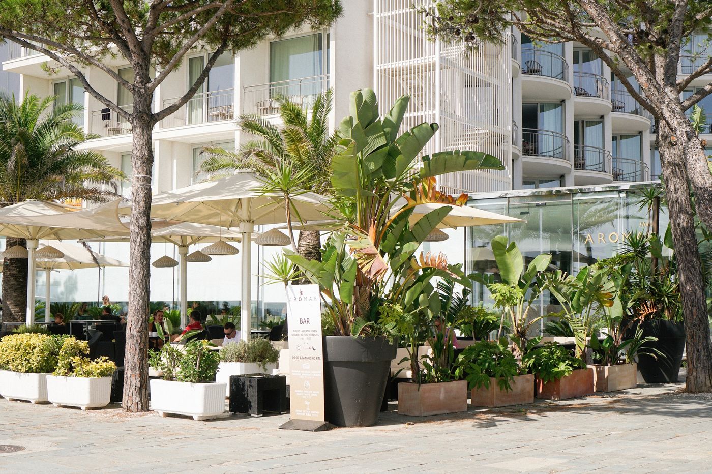 12.06.25 Hotel Aromar