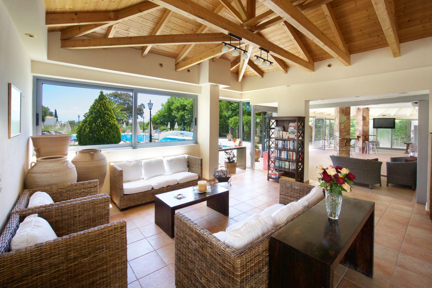 Alkioni-Hotel-Lobby-18