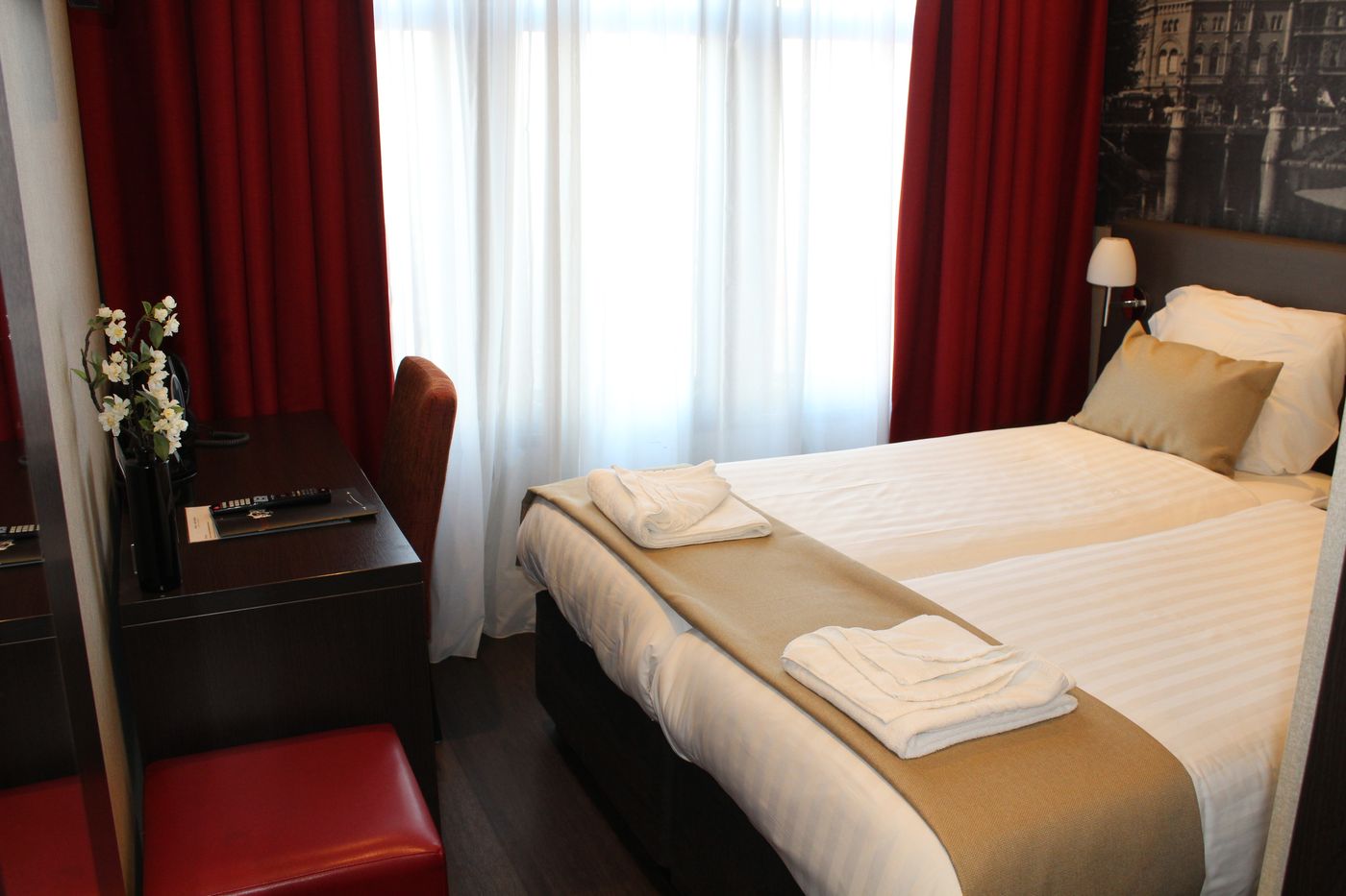 Royal-Amsterdam-Hotel-Room-16