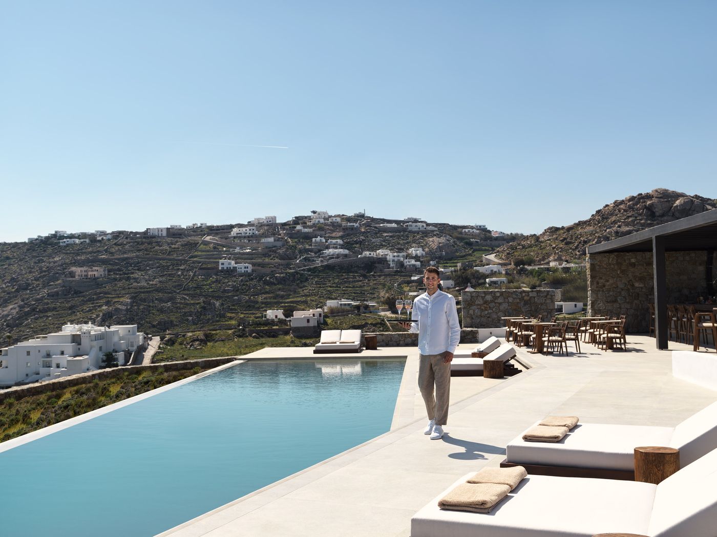 Ezio-Bo-Luxury-Living-Pool-13