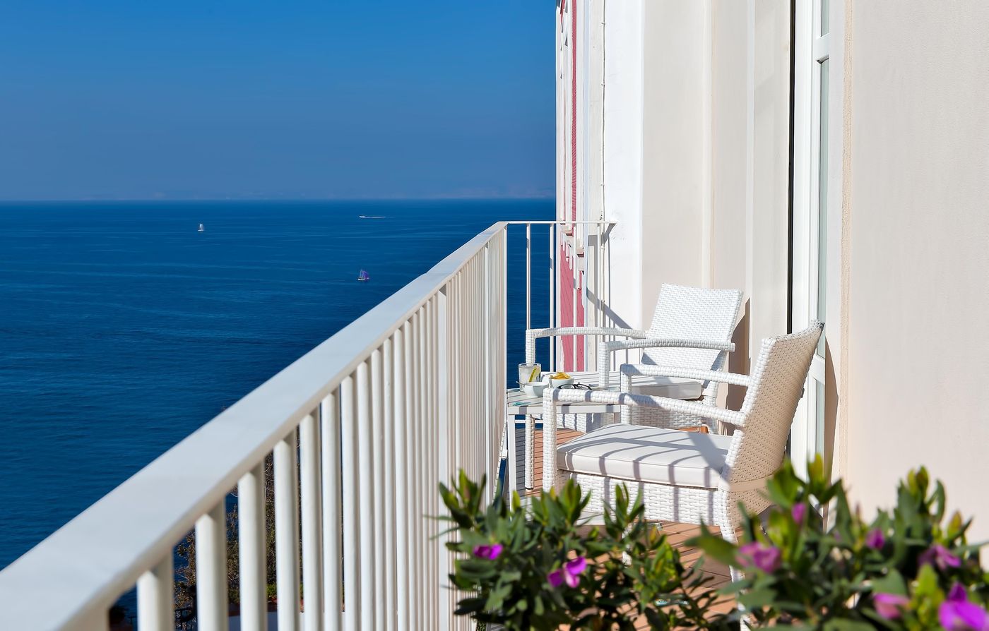 Villa-Garden-Room-60