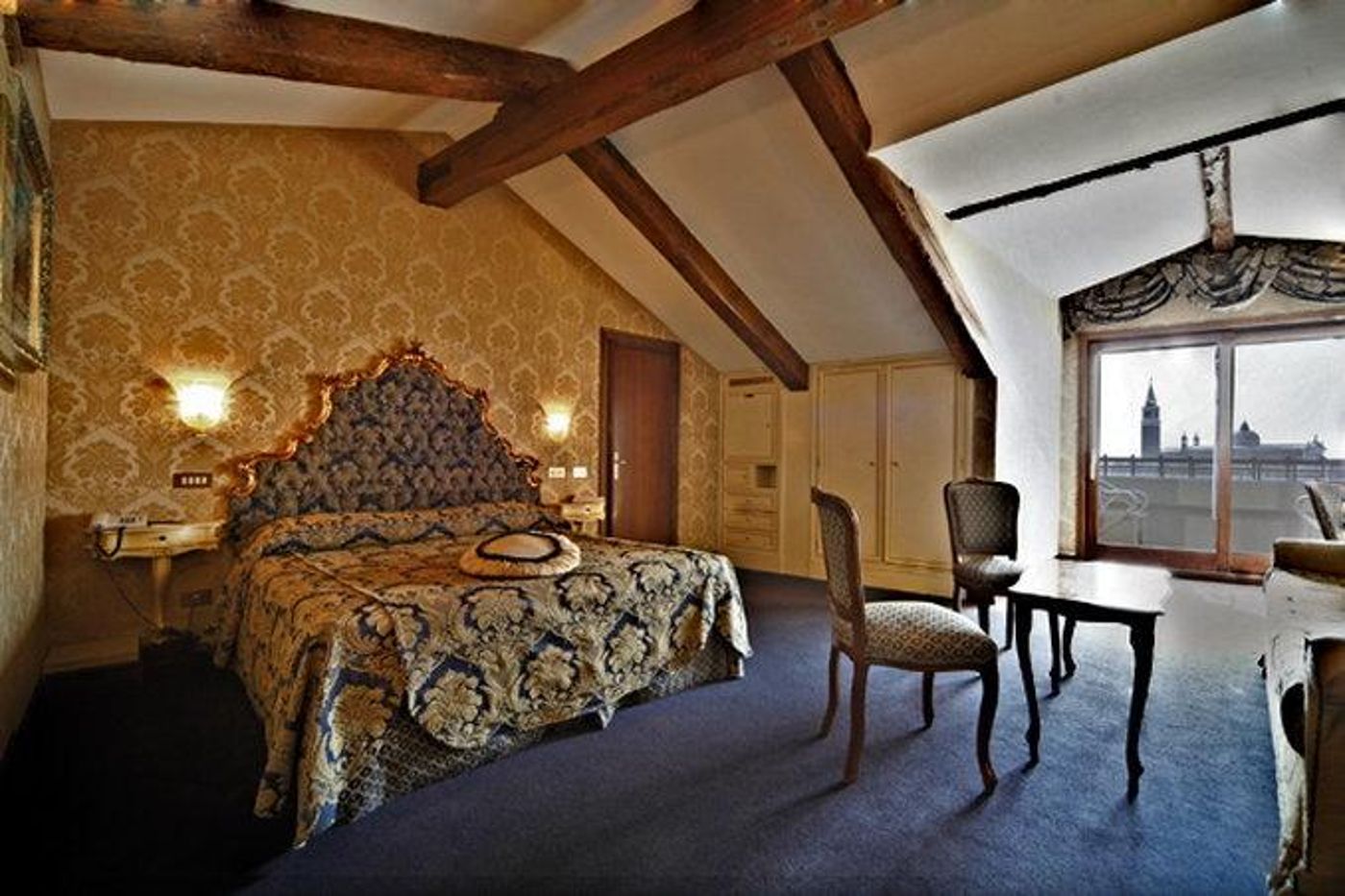 Savoia & Jolanda-Italy-Venezia-General view-7