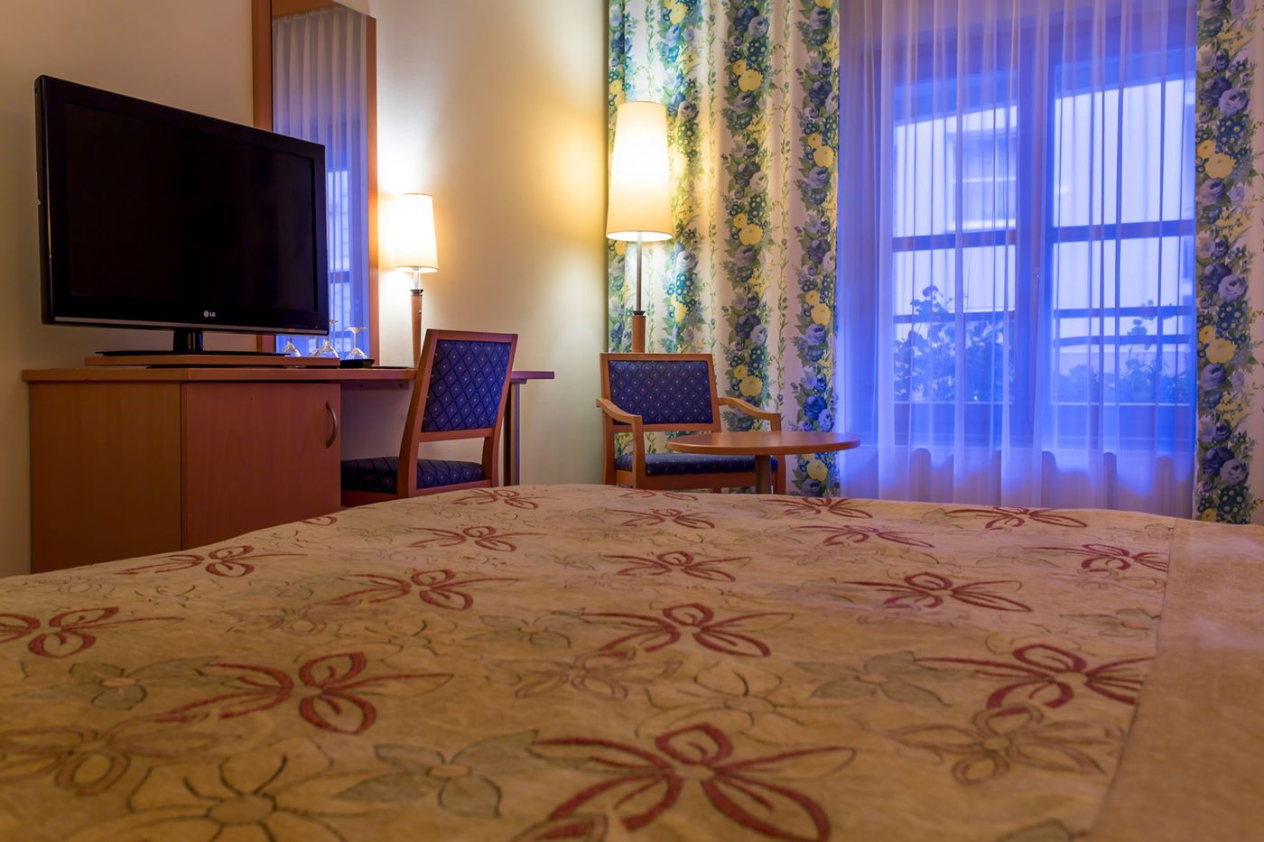 Corvin-Hotel-Budapest-Sissi-wing-Room-22