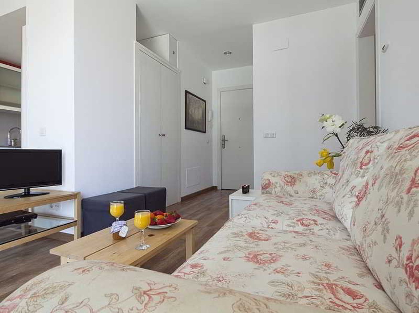 Inside Barcelona Apartments Sants-Spain-BARCELONA-General view-1