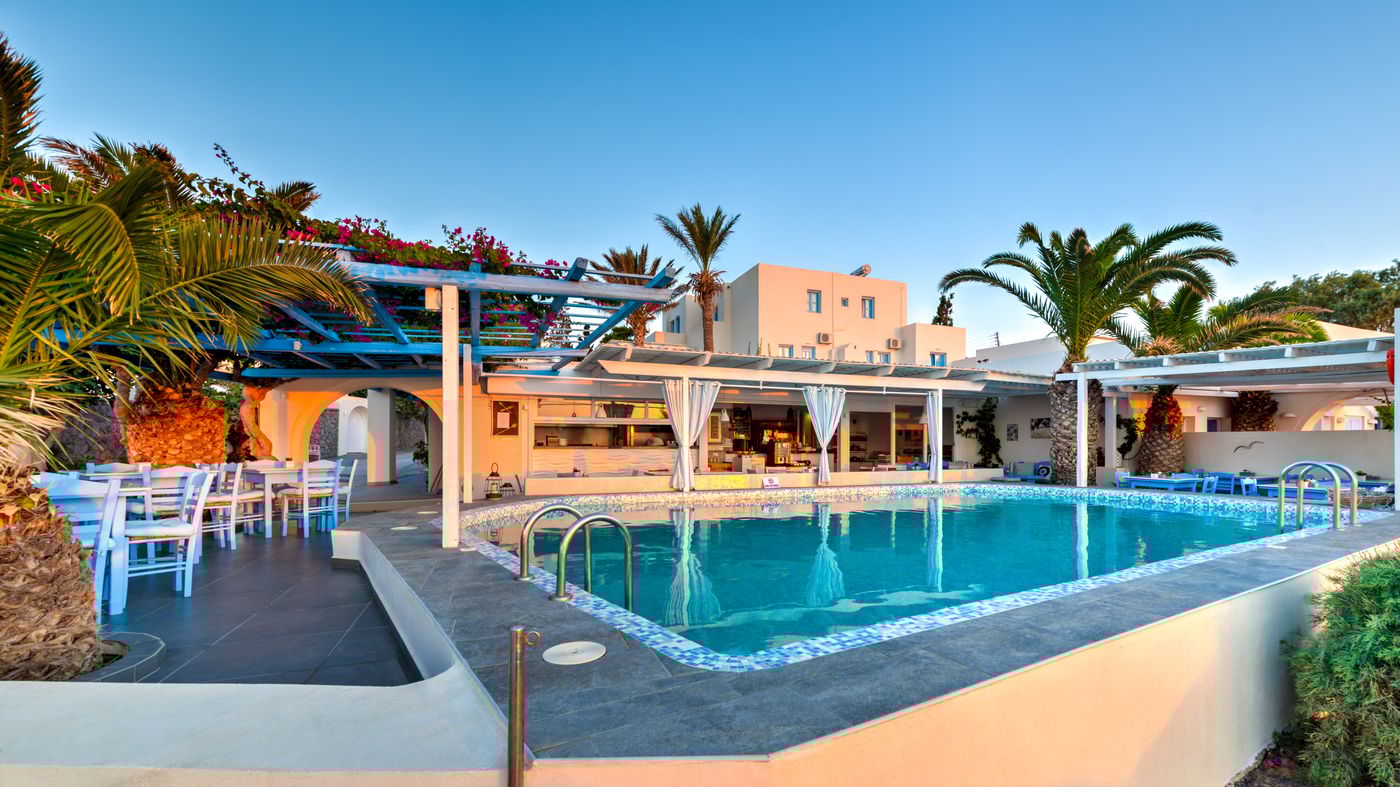 Sigalas-Restaurant-2