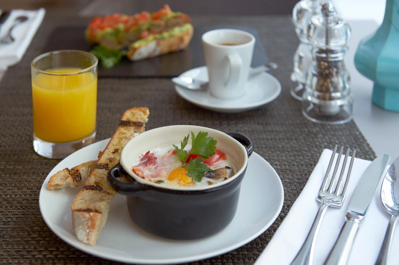 Hotel-Indigo-Paris-Opera-Restaurant-79