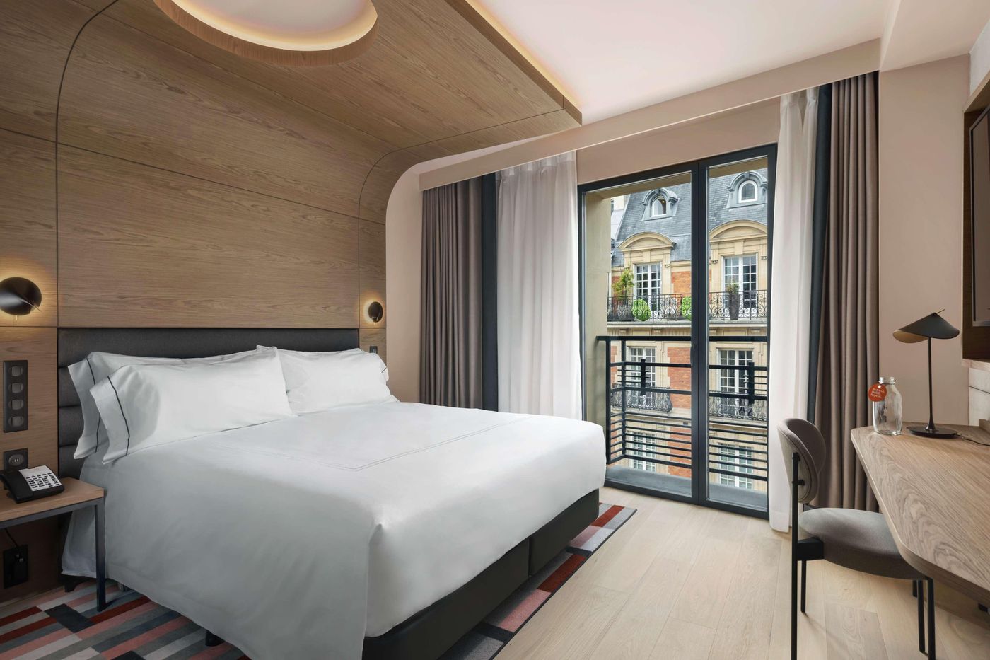 Canopy-By-Hilton-Paris-Eiffel-Tower-Room-12