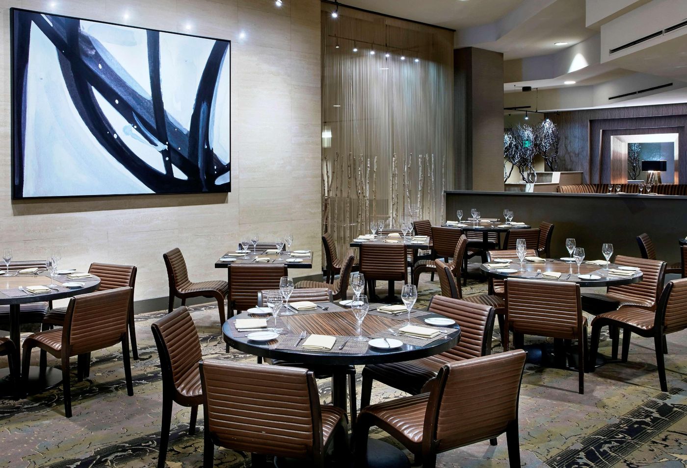 Hilton-Anaheim-Restaurant-58