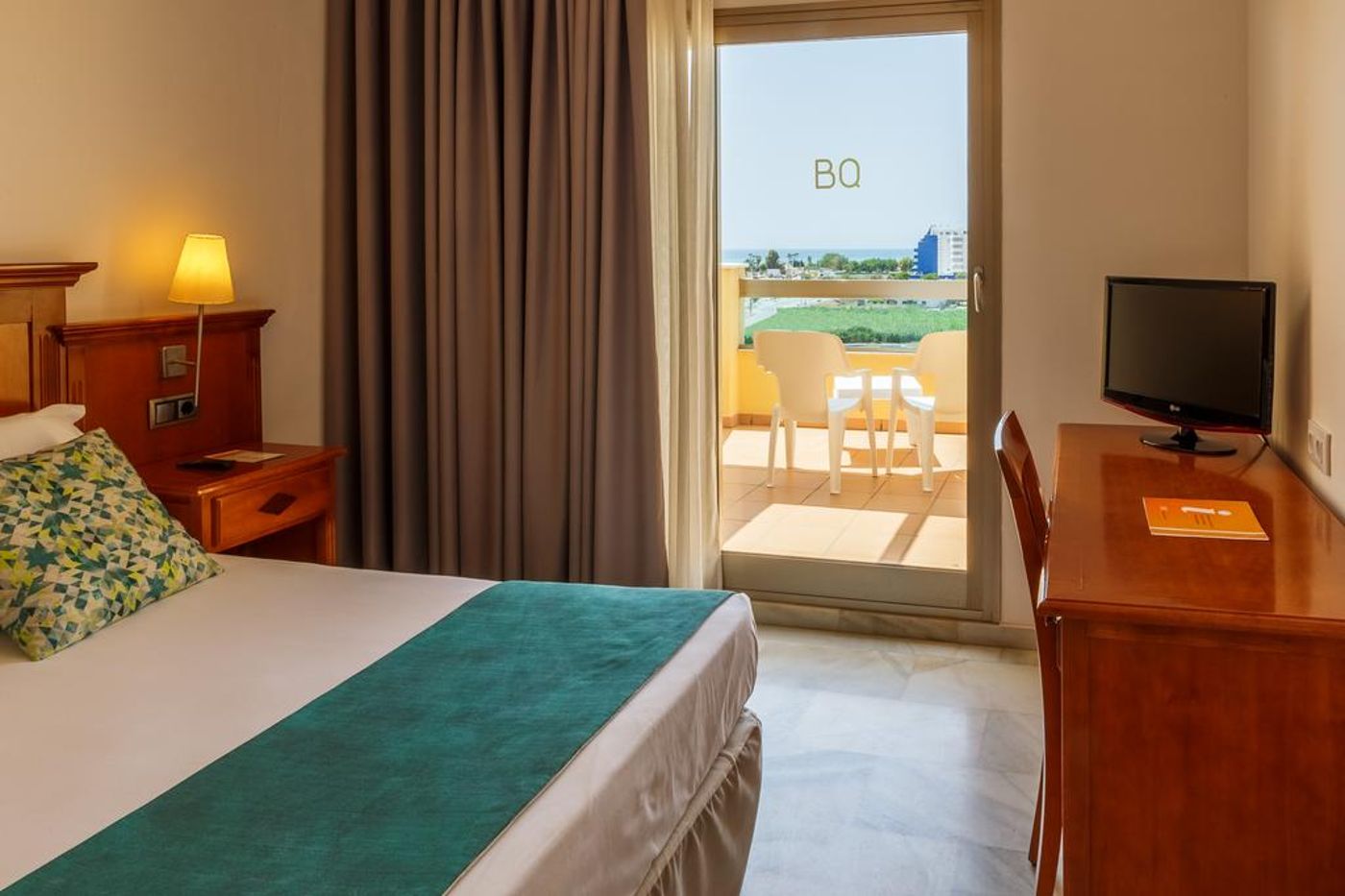 BQ-Andalucia-Beach-Room-8