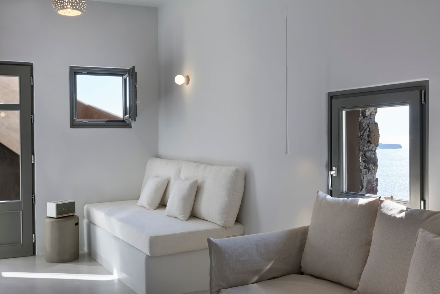 Old-Castle-Oia-Room-14