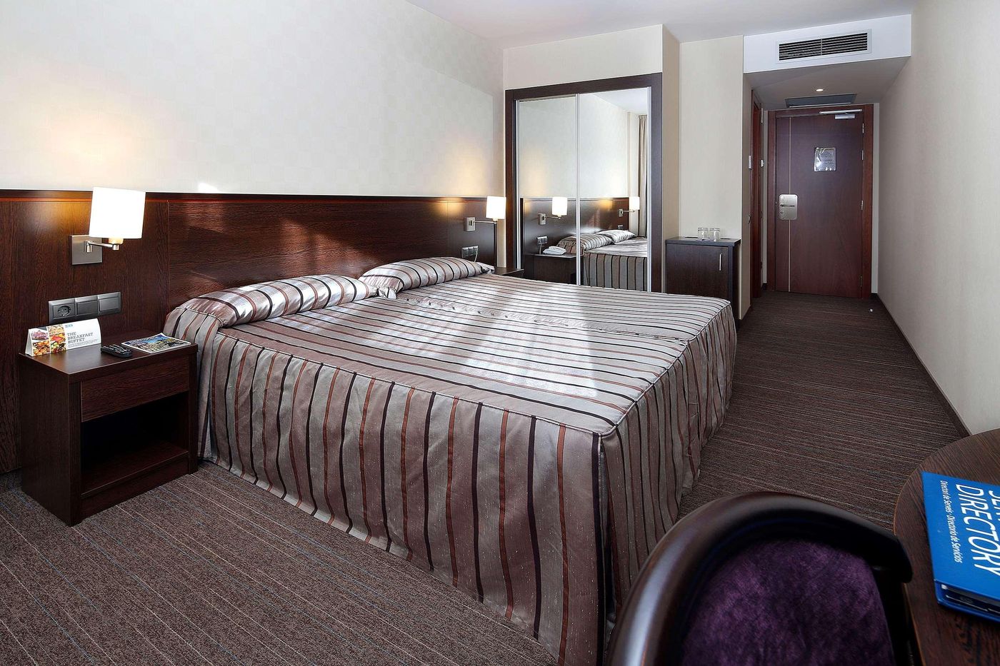 HCC Lugano-Spain-BARCELONA-Room-8