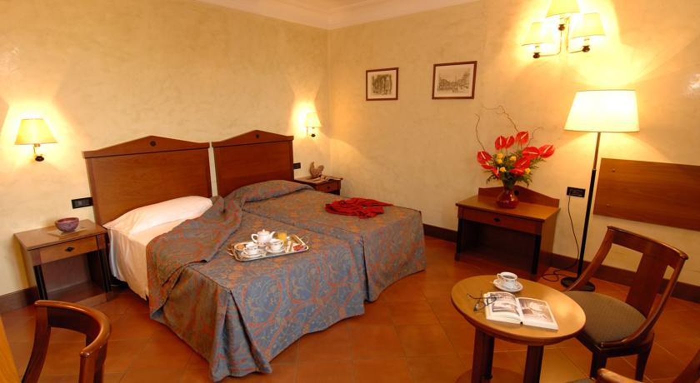 Malaspina-Room-14