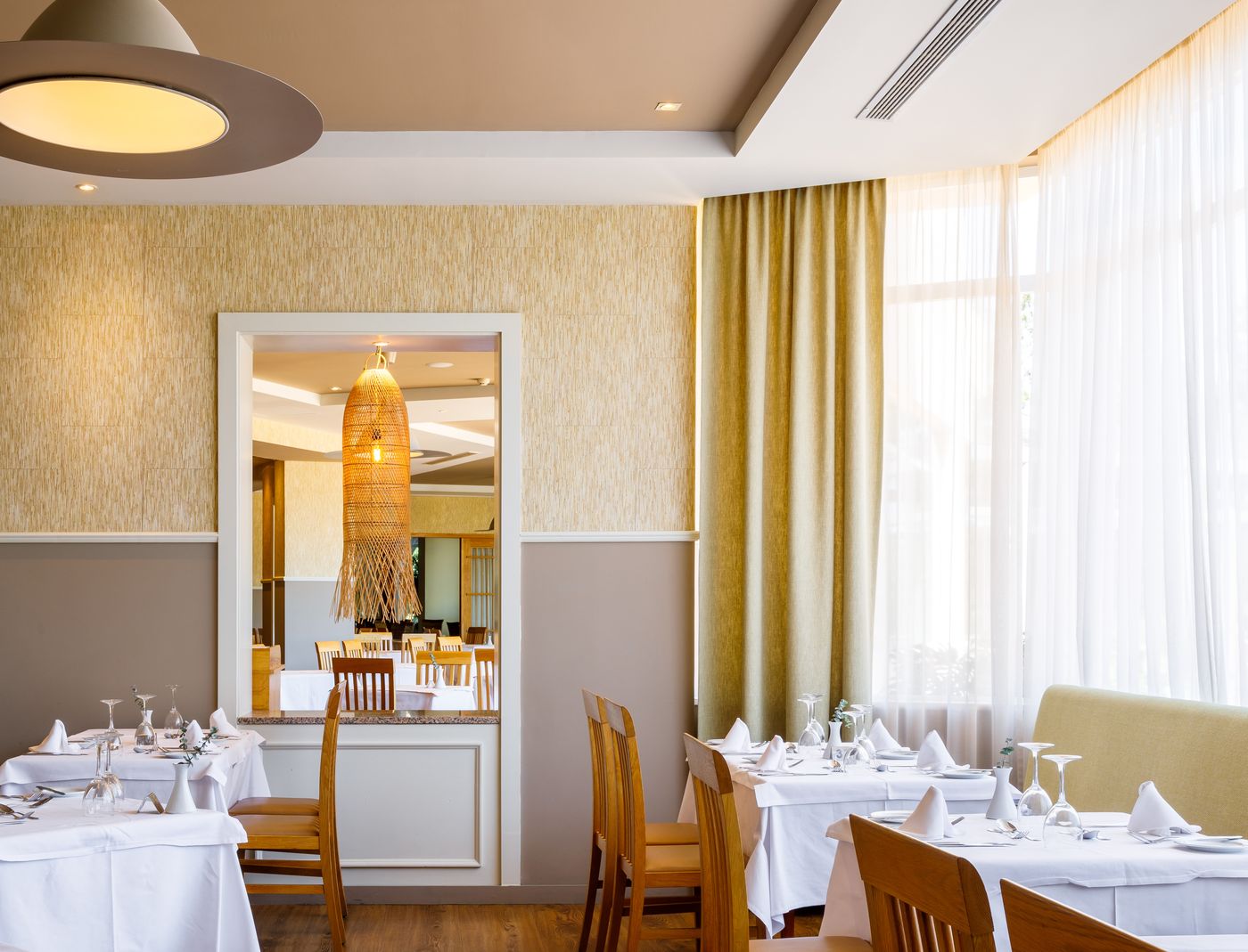 Porto-Bay-Falesia-Restaurant-24