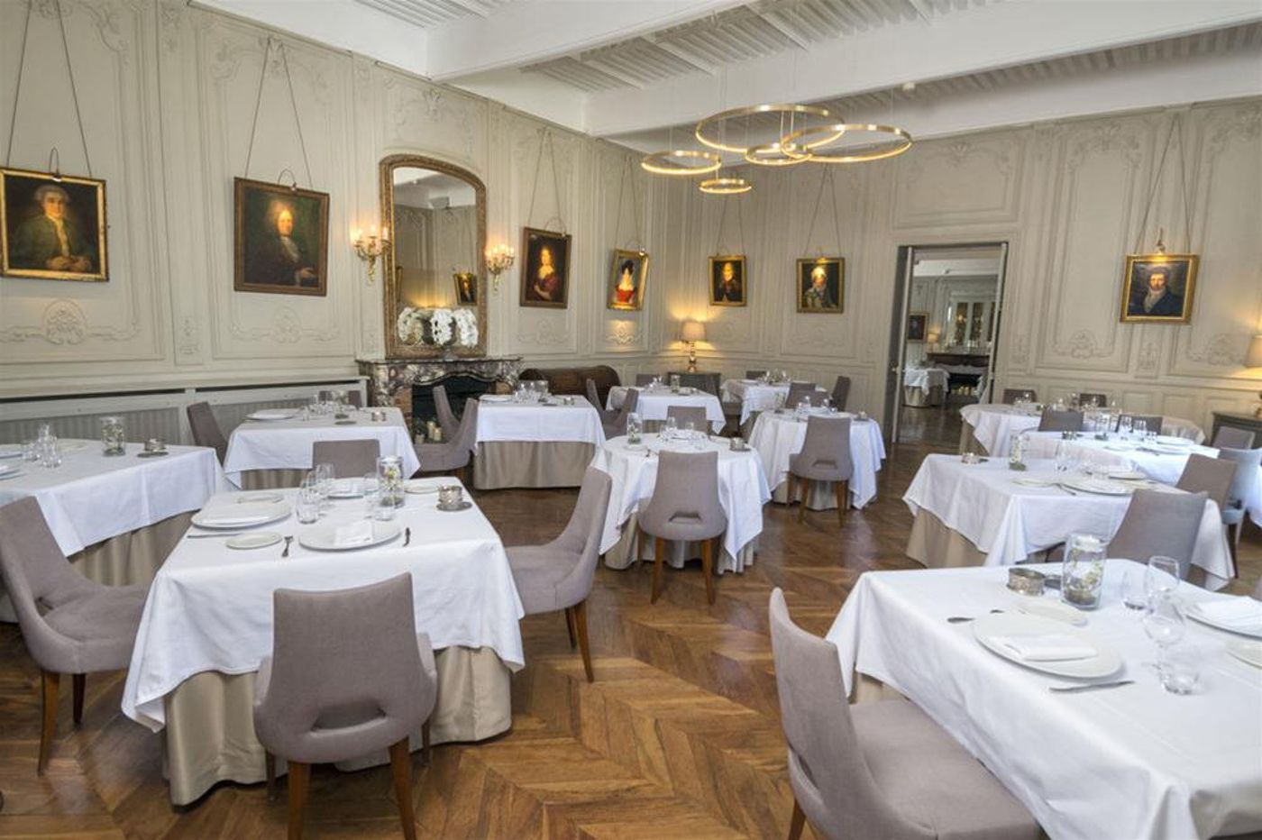 Chateau et Spa de la Commanderie-France-Eybens-General view-5